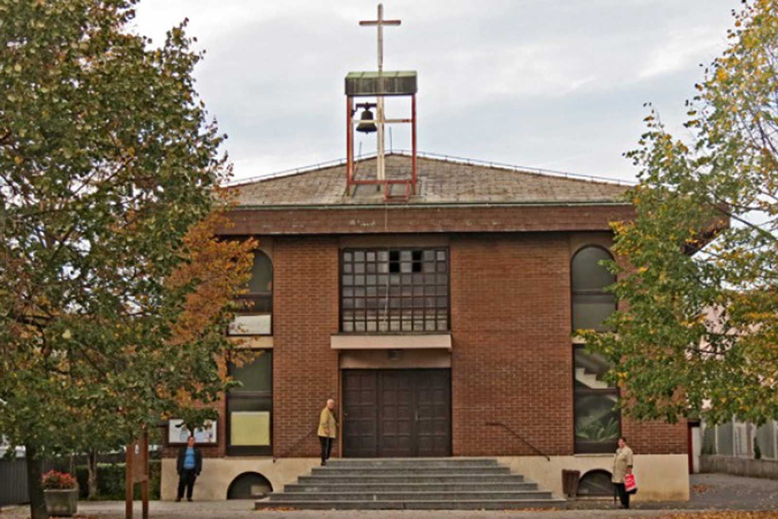 Povijest Župe Duha Svetoga - Crkva u Dugoratskoj ulici